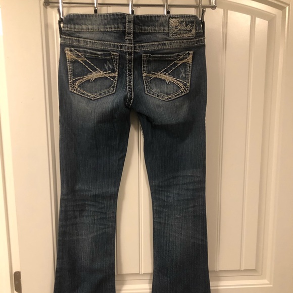 Jeans - Picture 2 of 5